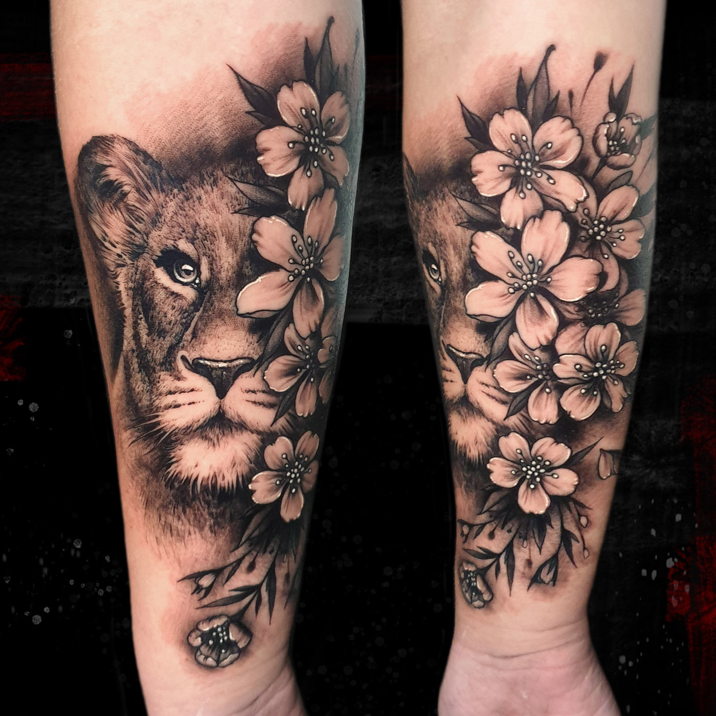 Lion and flowers • Sick Nurse Tattoo by Rafa Garabal
